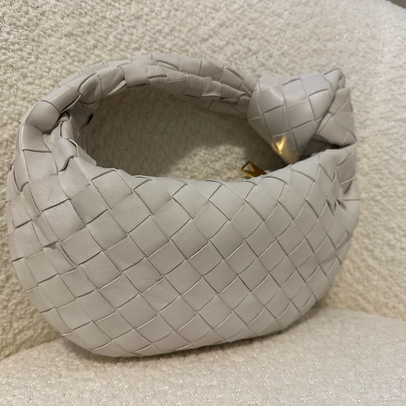 Bottega Veneta Chalk White Woven Bag - Picture 3 of 14